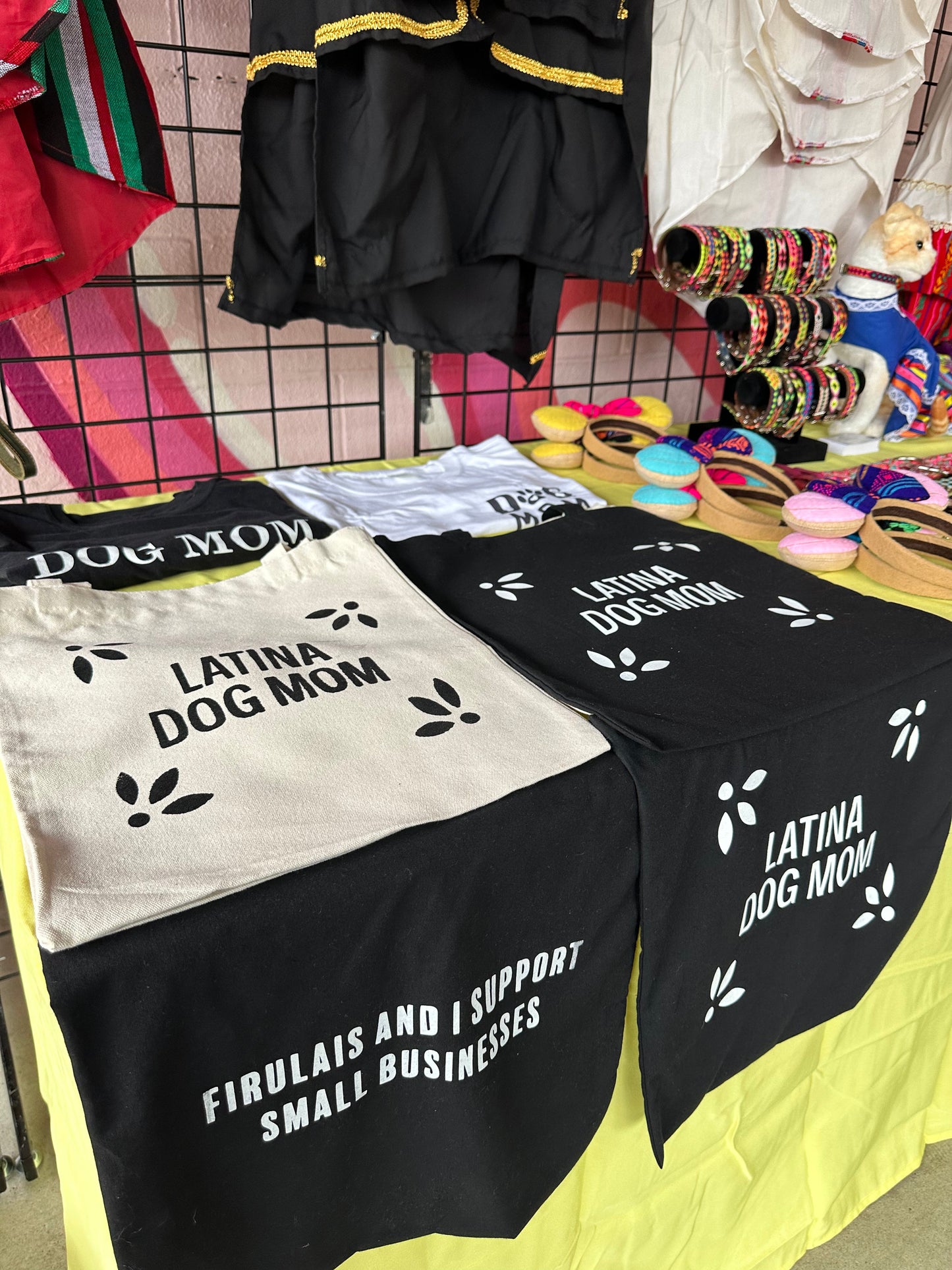 Latina dog mom tote bag